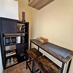 En Casa - Planta Inferior Con Entrada Independiente Апартаменты *